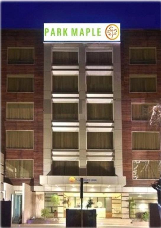 Park Maple Hotel Amritsar Exterior photo