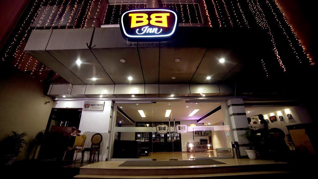 Park Maple Hotel Amritsar Exterior photo