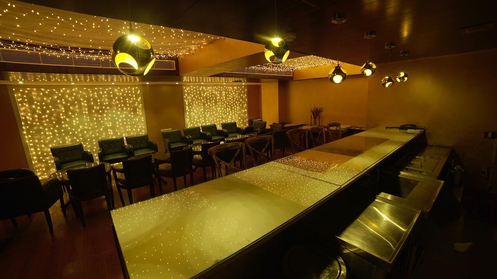 Park Maple Hotel Amritsar Exterior photo