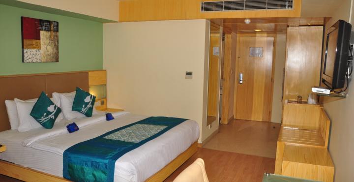 Park Maple Hotel Amritsar Exterior photo